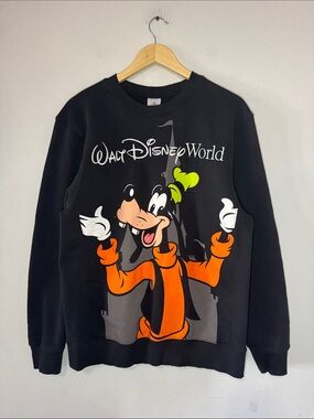 Walt Disney World Goofy Sweater / Medium / Official Merchandise